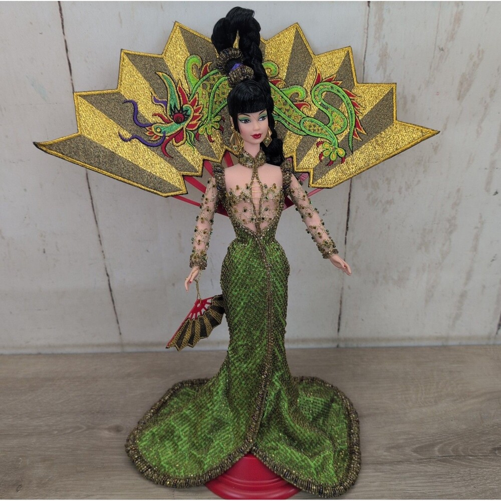 Fantasy Goddess of Asia Barbie – 1997 Bob Mackie Mattel
